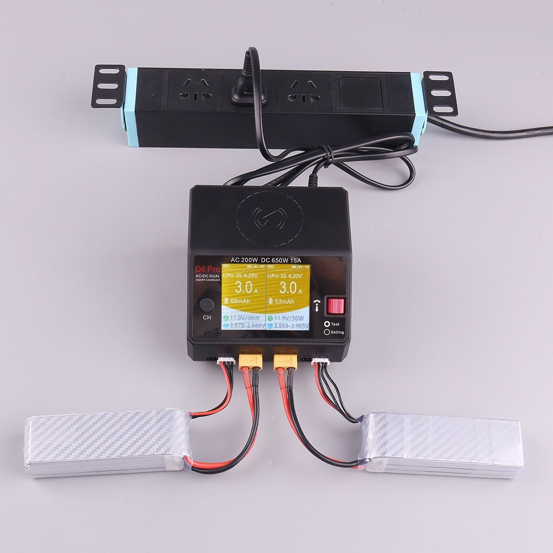 Intelligent Balance Charger, M - огляд і ціна Drone Charger